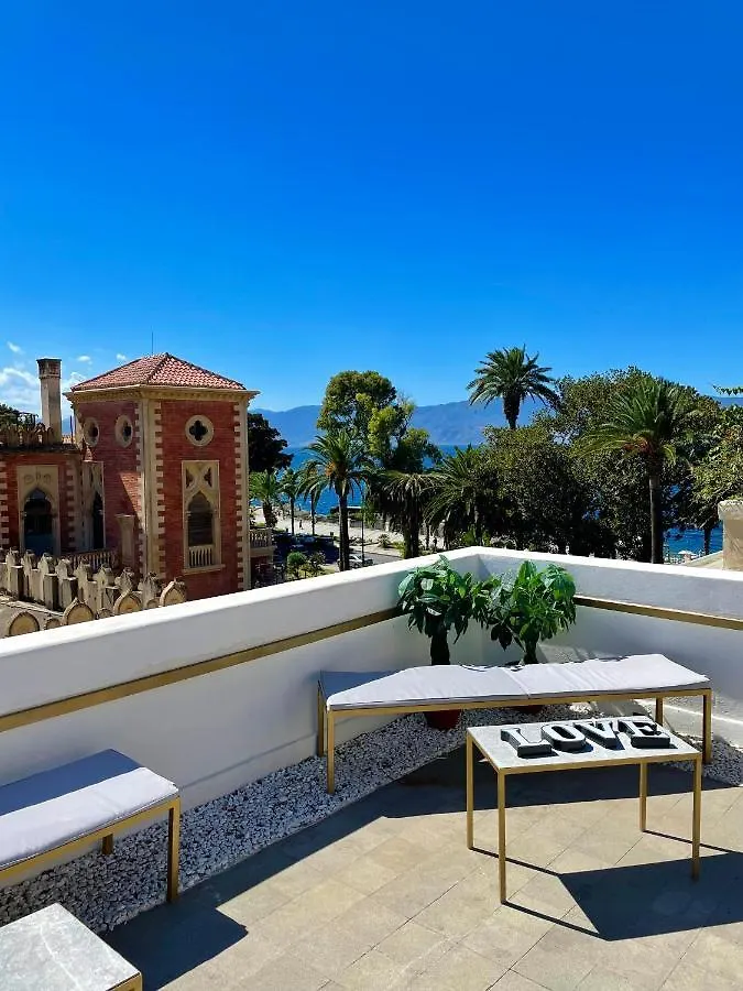 Palazzo Fiaccadori - Historical Palace Reggio di Calabria 0*,